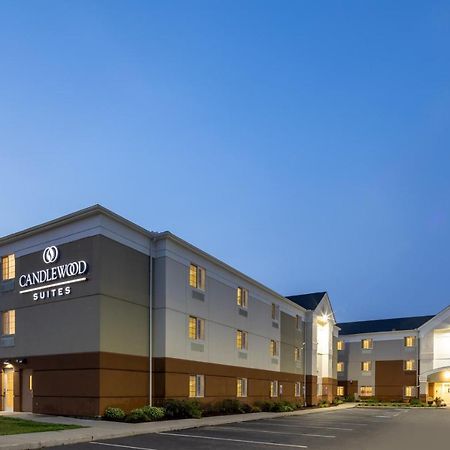 Candlewood Suites Windsor Locks, An Ihg Hotel Ngoại thất bức ảnh