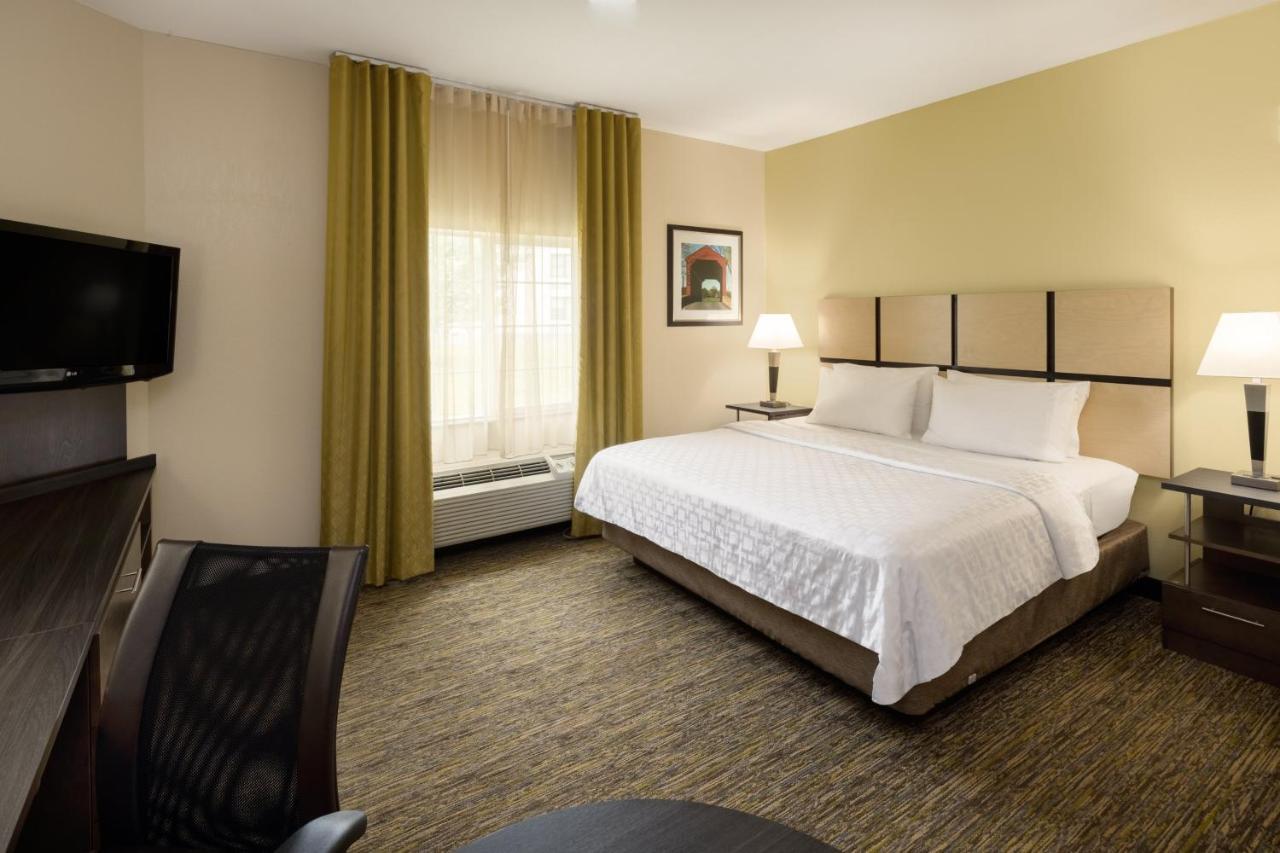 Candlewood Suites Windsor Locks, An Ihg Hotel Ngoại thất bức ảnh