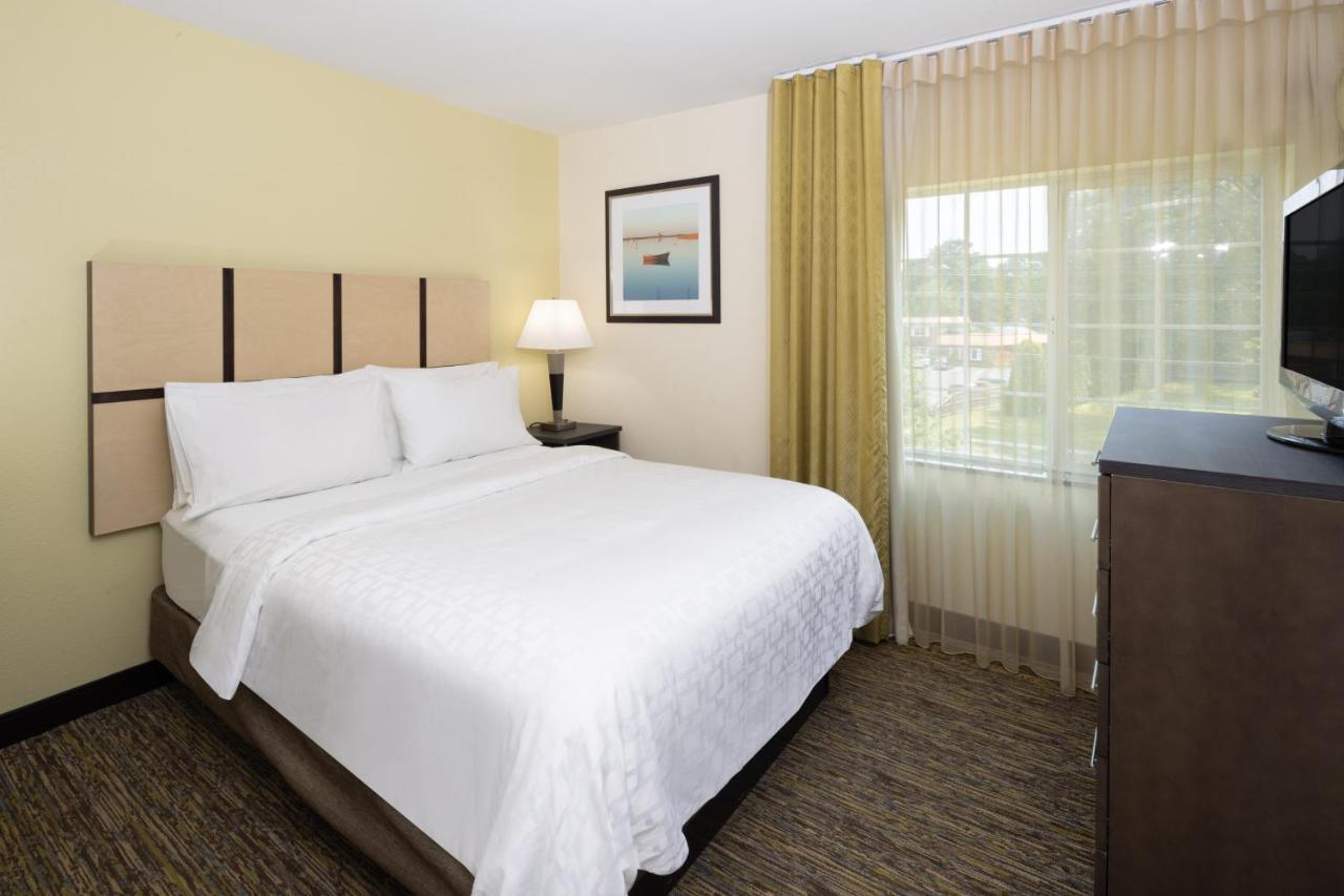 Candlewood Suites Windsor Locks, An Ihg Hotel Ngoại thất bức ảnh