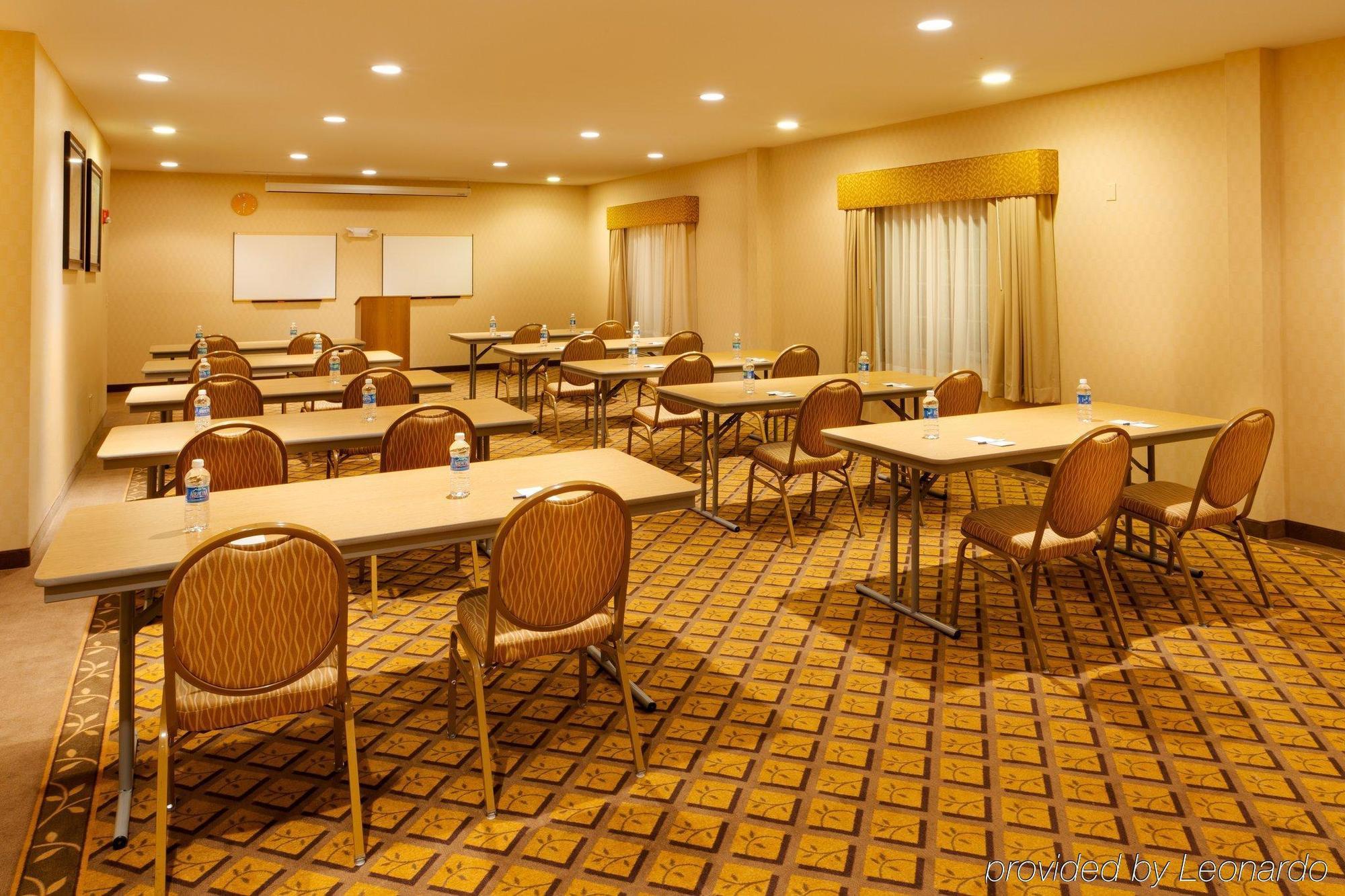 Candlewood Suites Windsor Locks, An Ihg Hotel Tiện nghi bức ảnh