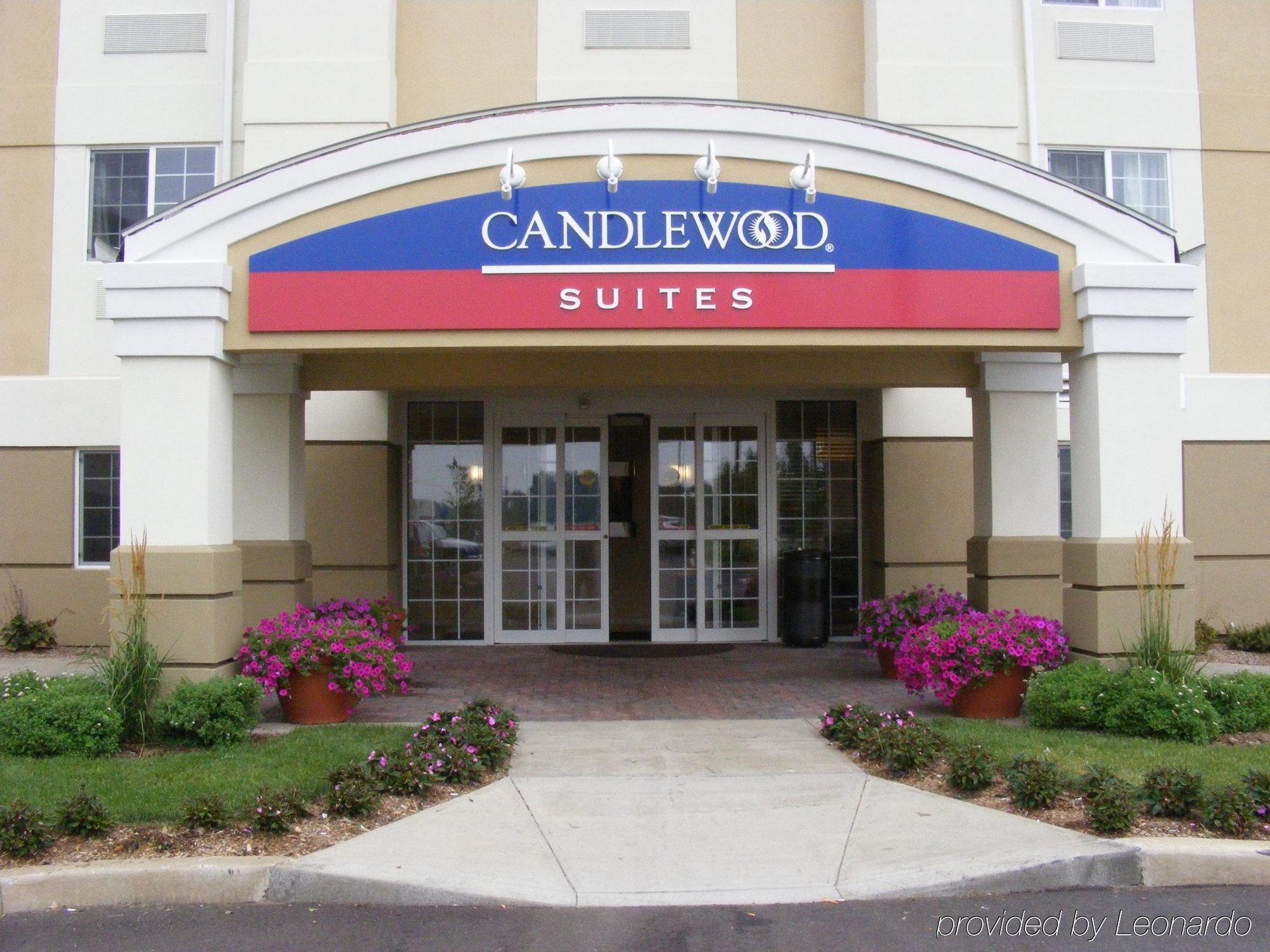 Candlewood Suites Windsor Locks, An Ihg Hotel Ngoại thất bức ảnh