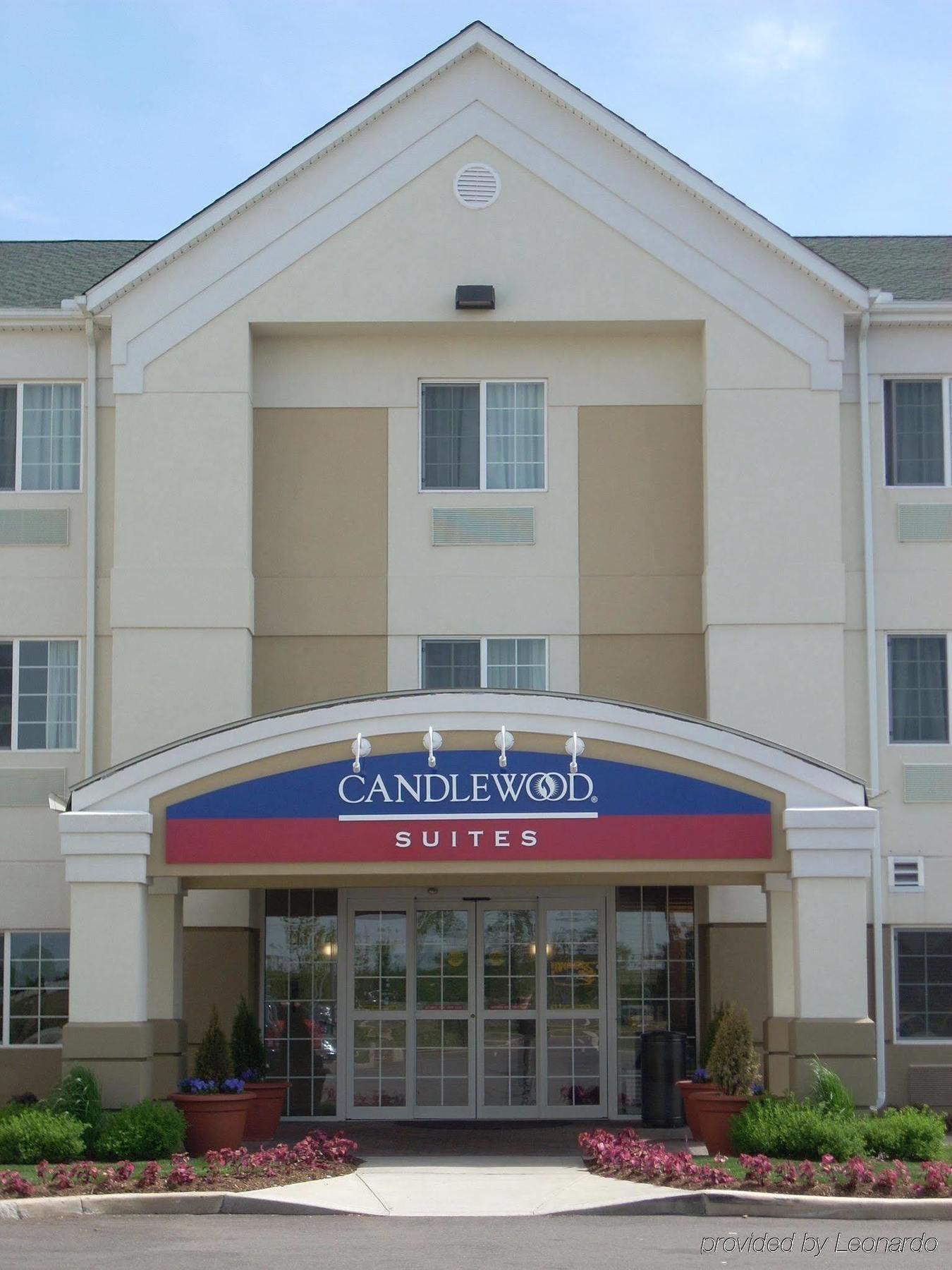 Candlewood Suites Windsor Locks, An Ihg Hotel Ngoại thất bức ảnh