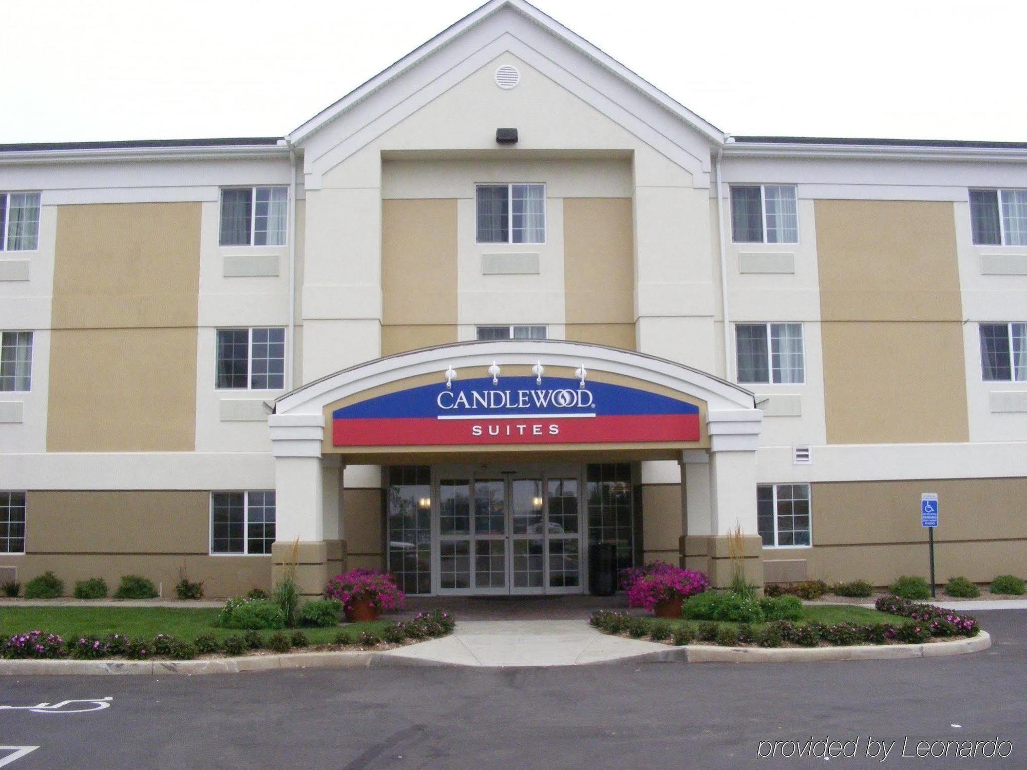 Candlewood Suites Windsor Locks, An Ihg Hotel Ngoại thất bức ảnh